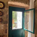 Traditional Stone House Holiday home *