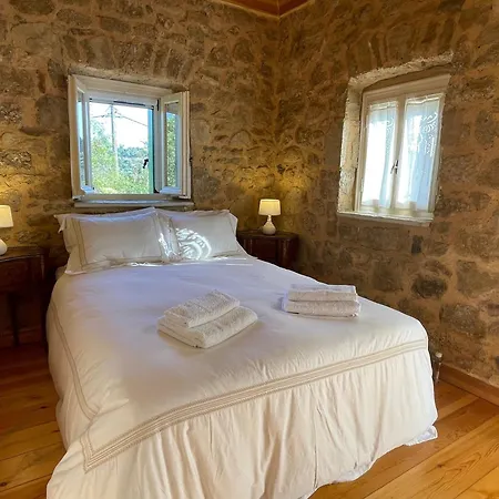 Traditional Stone House * Lazaráta